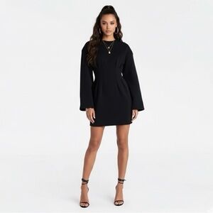 NWT KBB by KAHLANA Women's Long Sleeve
The Sweatshirt Dress